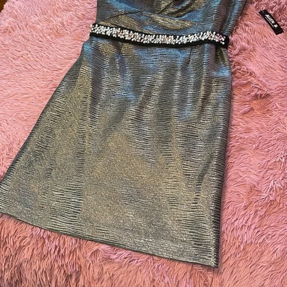 Allen B. Silver Asymmetrical Metallic Dress 💎 NWT - Picture 3 of 6